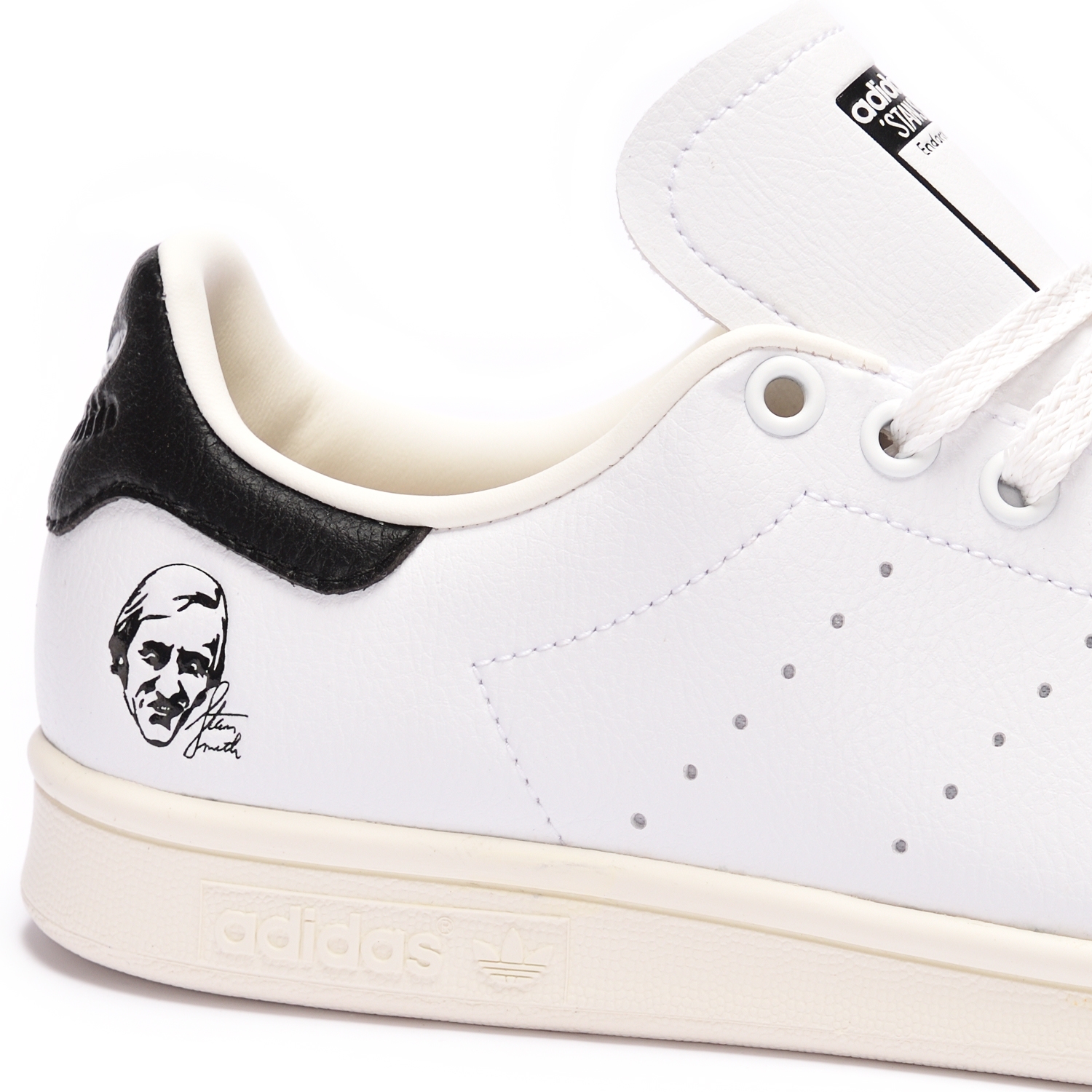 adidas Originals Stan Smith  Off White / Cloud White / Core Black