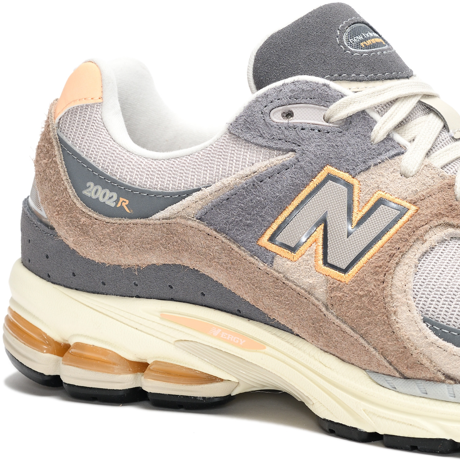 NB 2002 mushroom / hazy peach