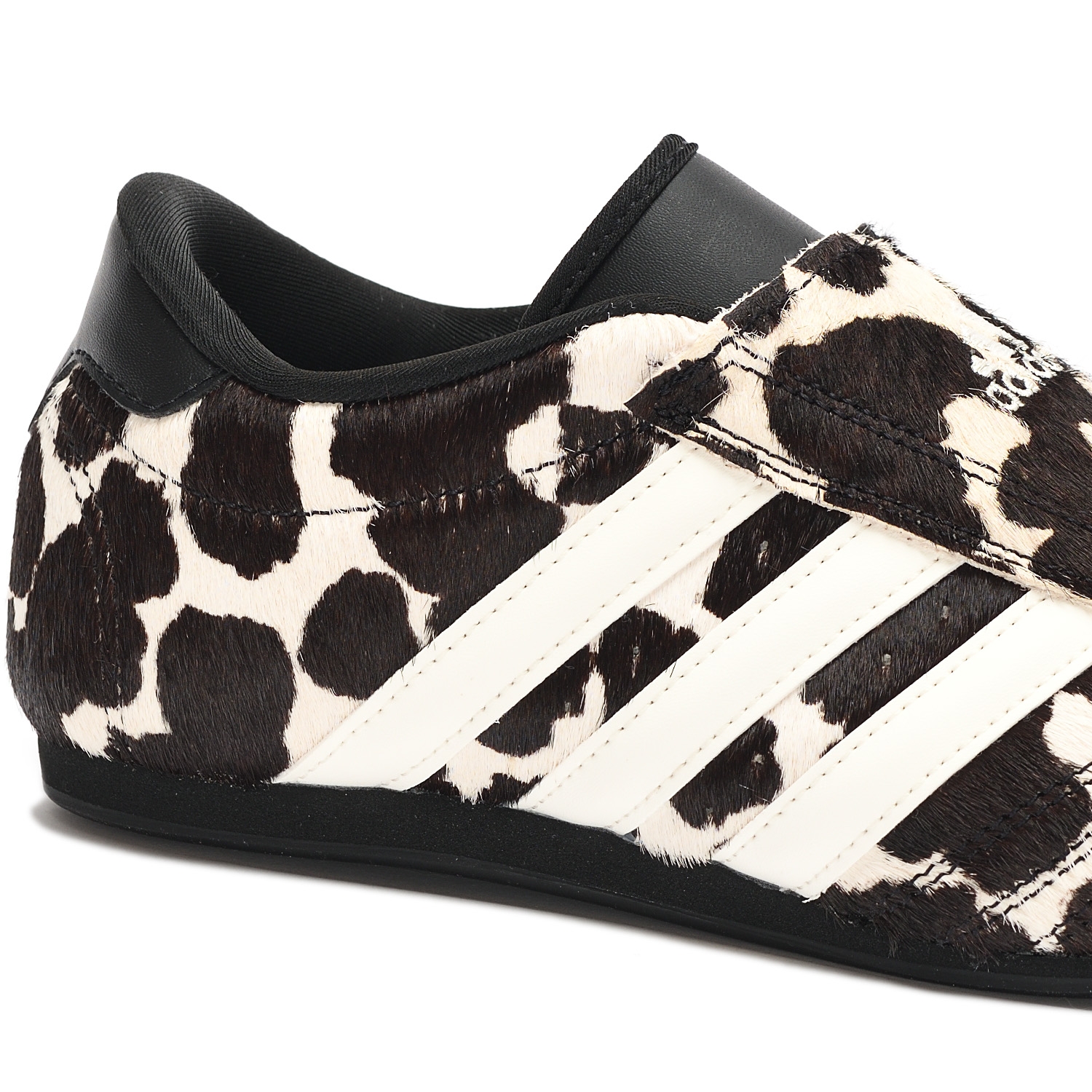 adidas Originals TAEKWONDO  Core Black / Off White / Core Black