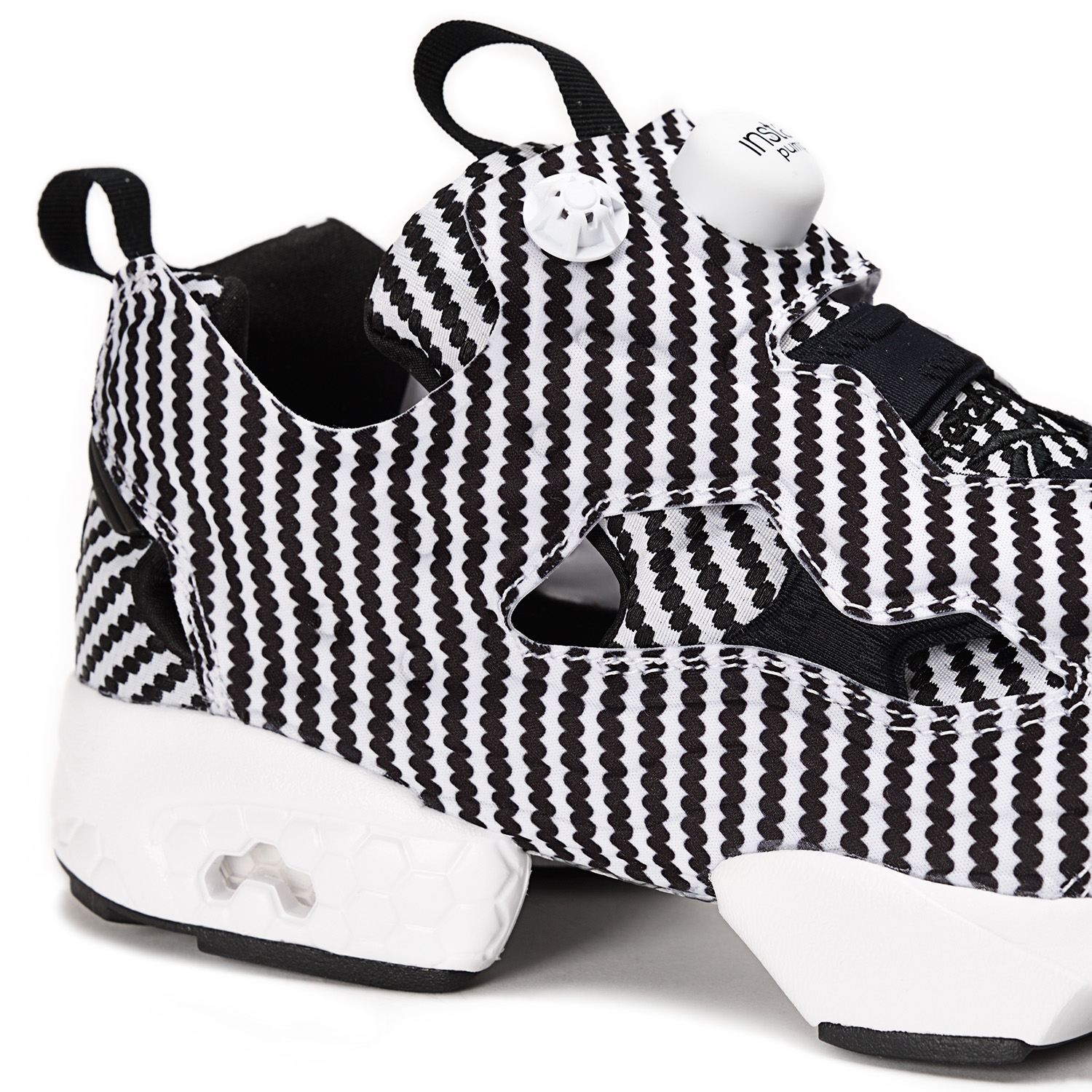 Reebok Instapump Fury BLACK/WHITE